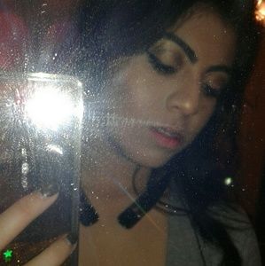 Meet your Posher, Karla