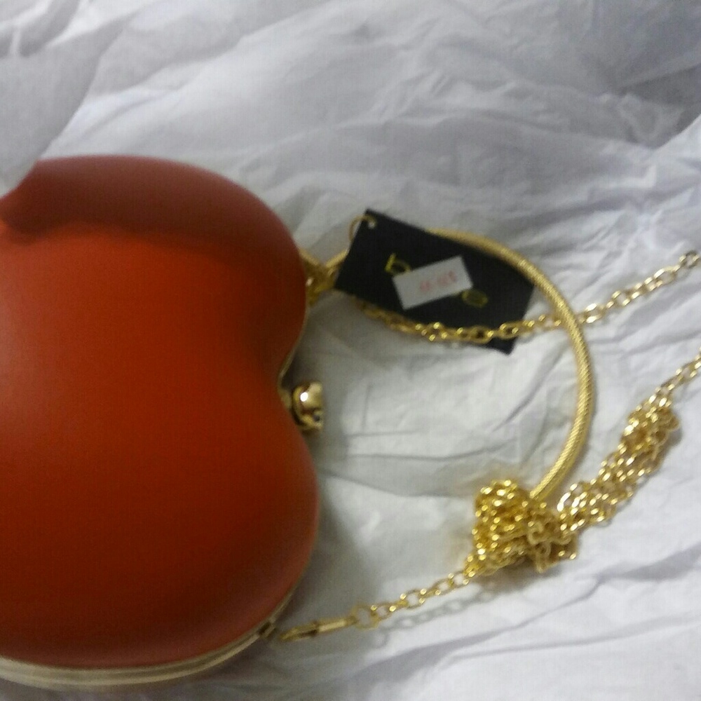 Purse - Picture 3 of 3