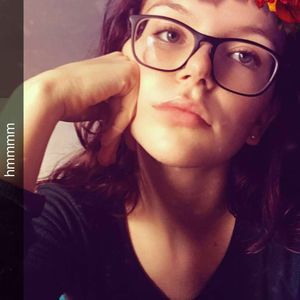 Meet your Posher, Alexis