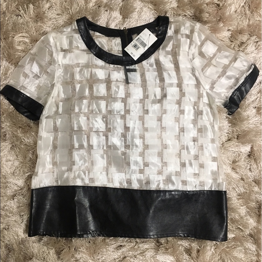 ASTR top  BRAND NEW