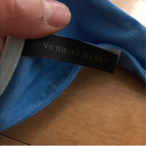 Victoria's Secret bathing suit top! - Picture 2 of 2