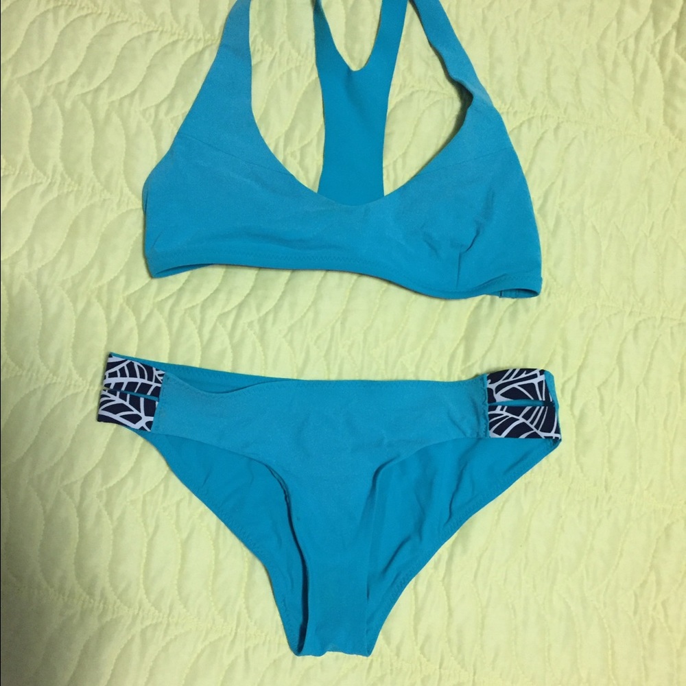 Size 4 lululemon bikini