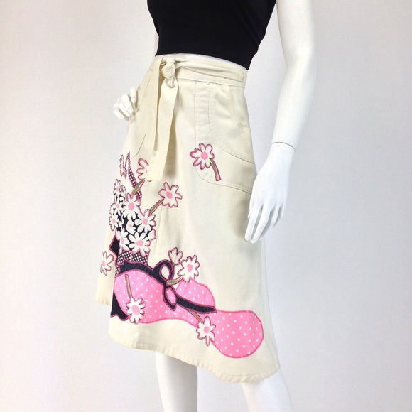 [SOLD]VINTAGE 70s WRAP SKIRT Boho FLORAL Kawaii FE - Picture 3 of 5