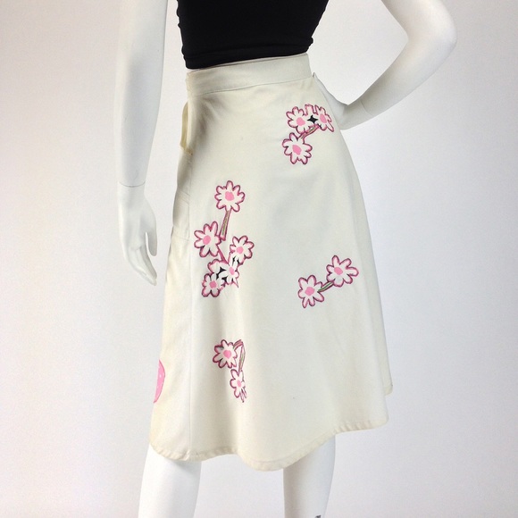 [SOLD]VINTAGE 70s WRAP SKIRT Boho FLORAL Kawaii FE - Picture 4 of 5