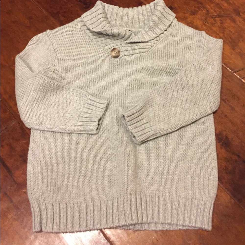 Gray knit sweater