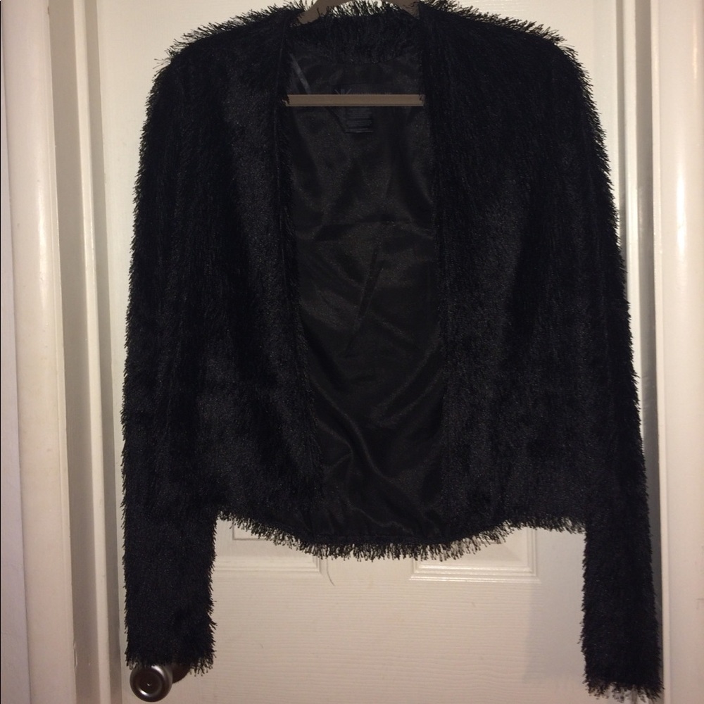 Cute fuzzy jacket. Size XS.