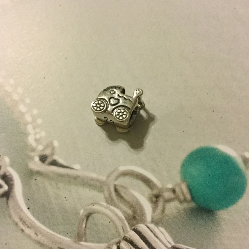 💯 % Authentic Pandora baby carriage