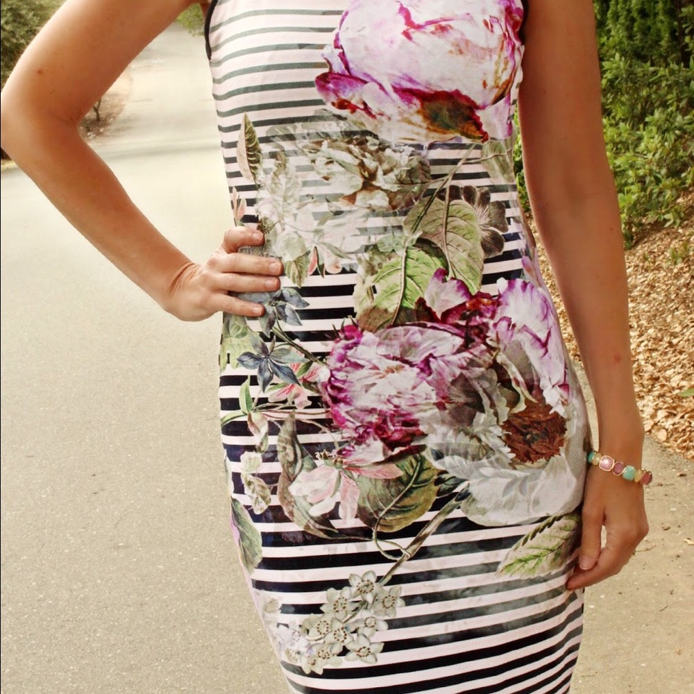 Ted Baker LAYS dress size 0 (xs) - Picture 5 of 7