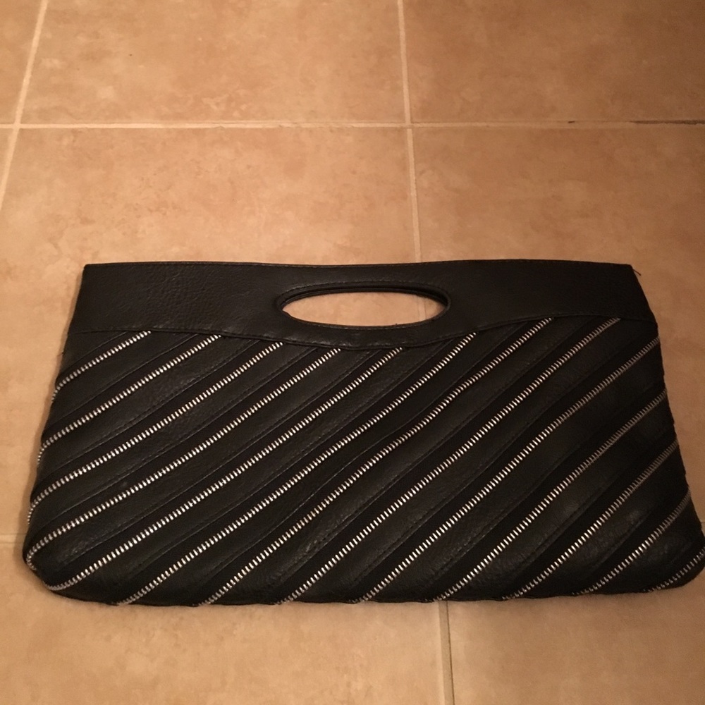 Zipper clutch bag