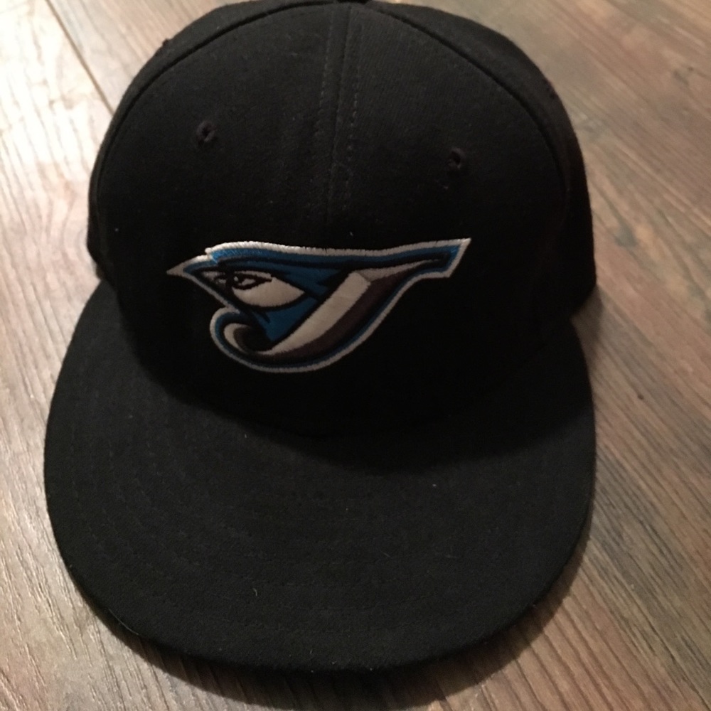MLB 59Fifty Flat Bill hat Size 7. Blue Jays.