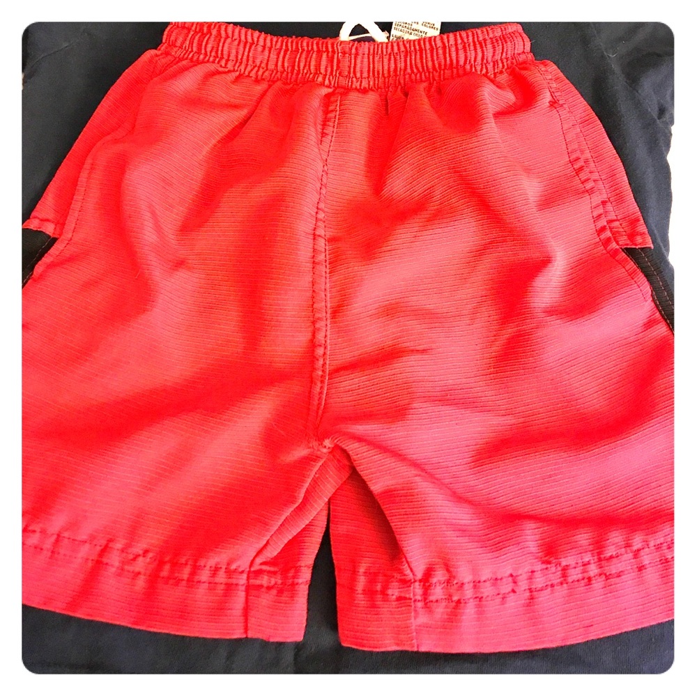 Boys swim trunks, size 4/5, EUC, red/black