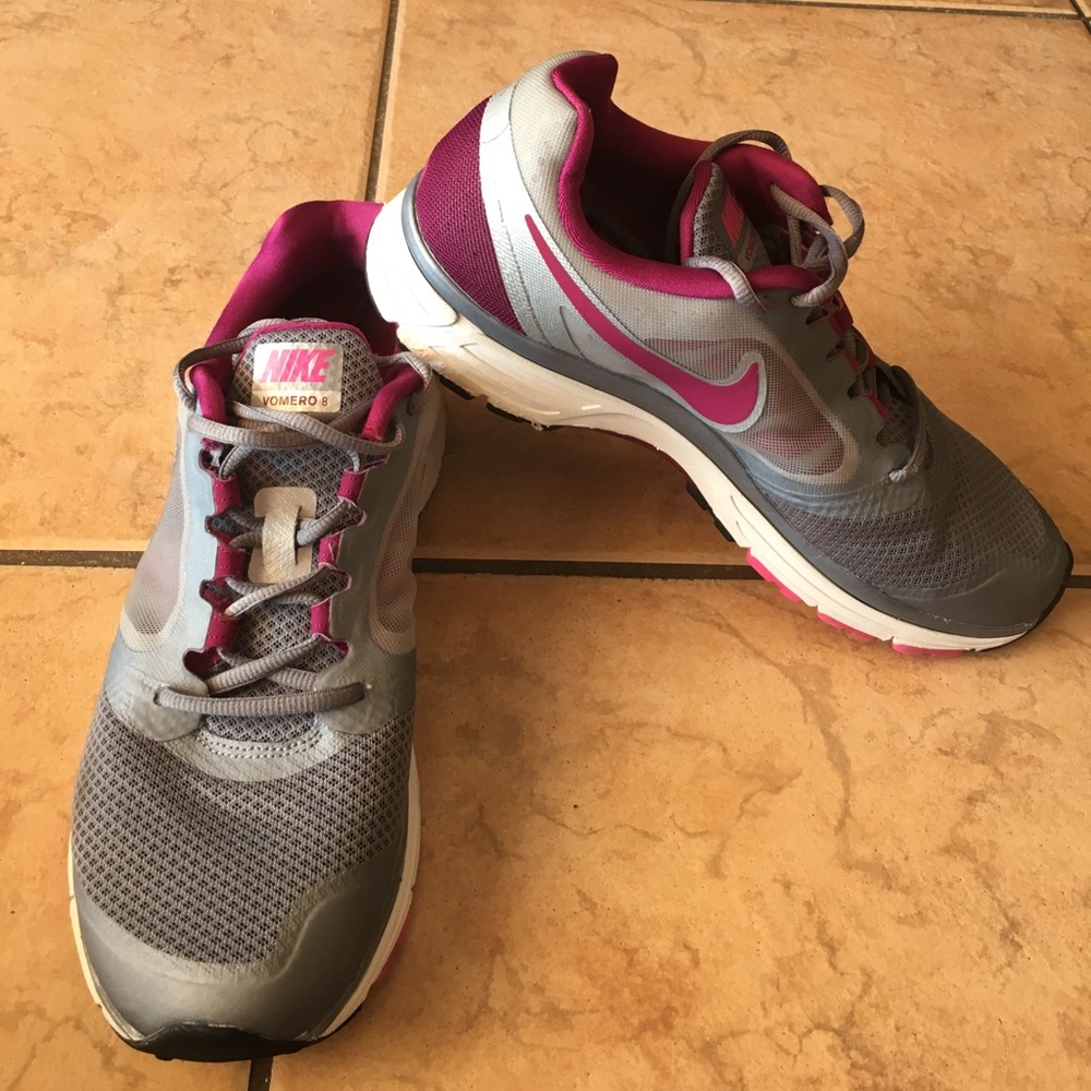 Nike Women's Zoom Vomero 8 Running shoes