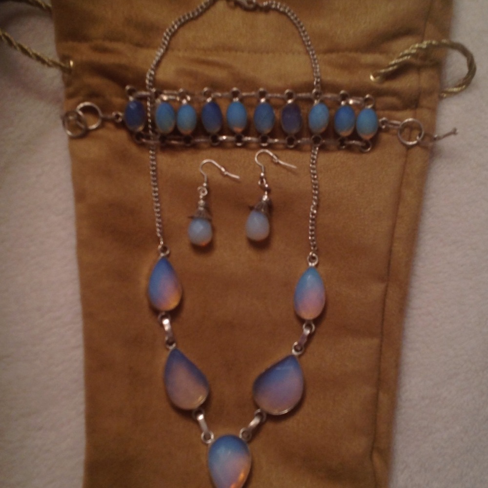 Sterling silver set necklace 20", bracelet 8 "