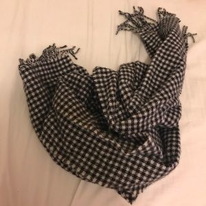 ‼️black and white cotton scarf
