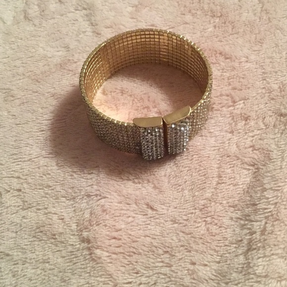 7 inch gold cubic zirconia cuff - Picture 2 of 2