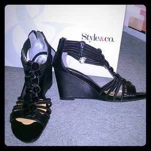 Cute! Strappy wedge sandals.