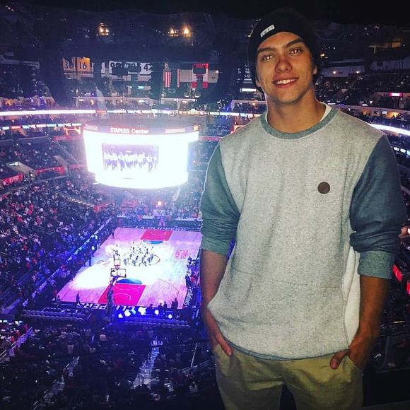 Meet your Posher, Rafaell - Picture 1 of 1