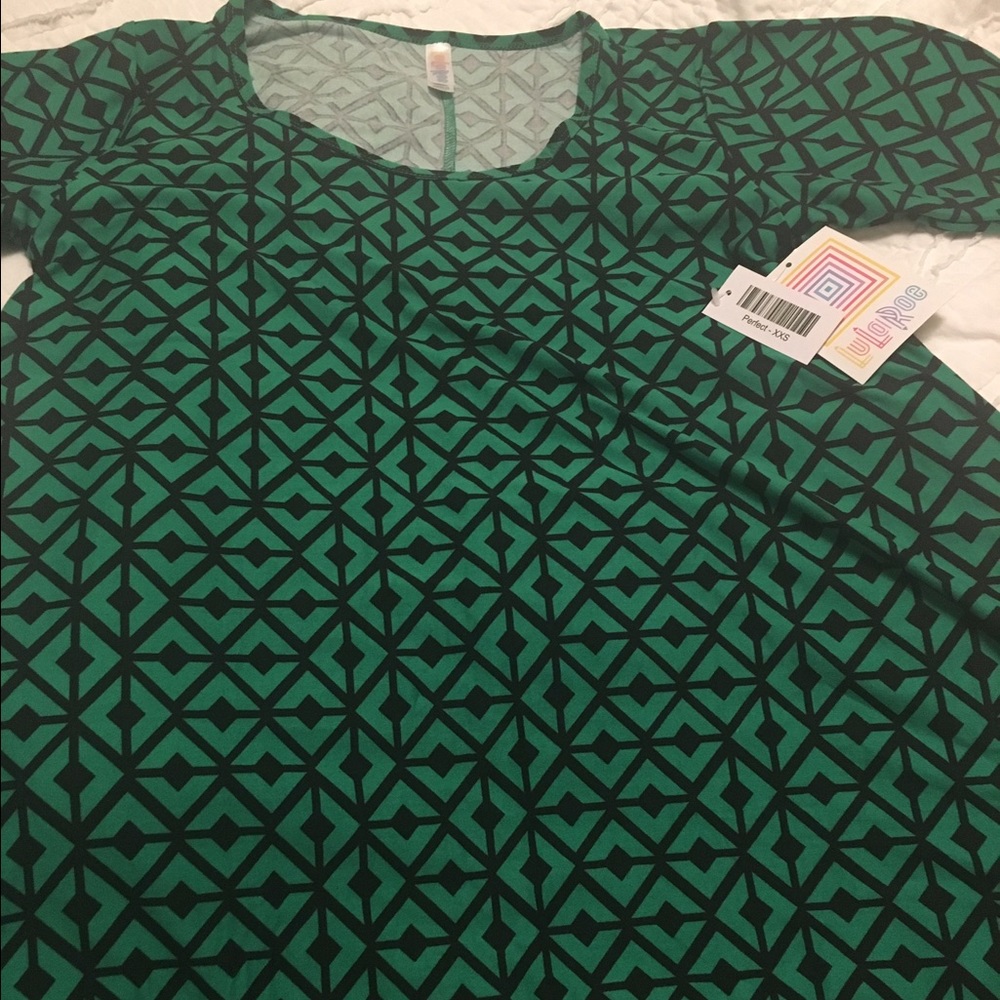 Lularoe perfect tee-leggings material