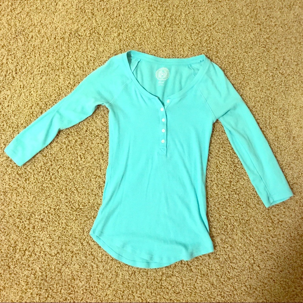 Tiffany blue 3 quarter length sleeve shirt