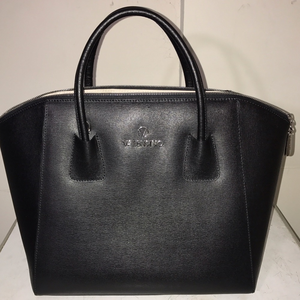 Brand New Valentino By Mario Valentino HandBag