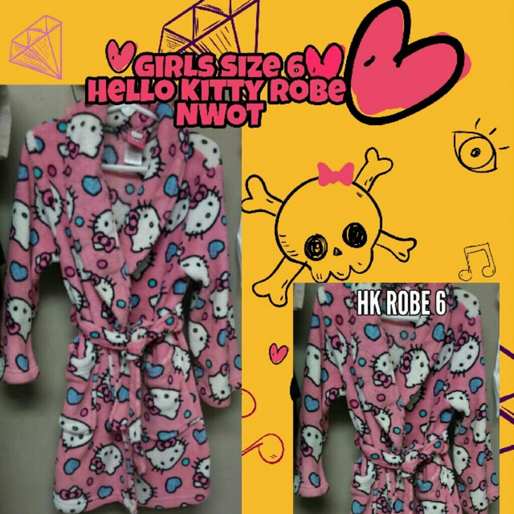 Girls NWOT Size 6 Hello Kitty Robe