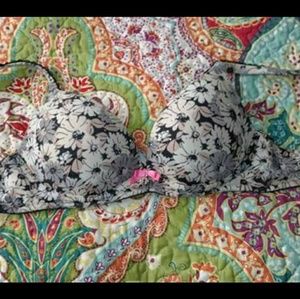 *SOLD*Victoria's secret bra