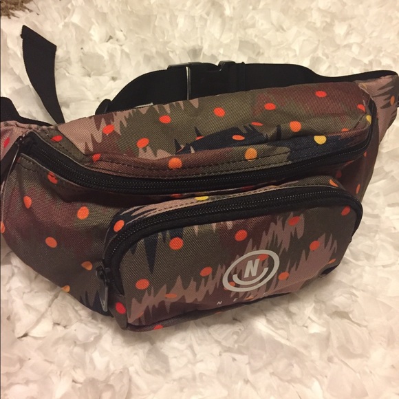 neff fanny pack