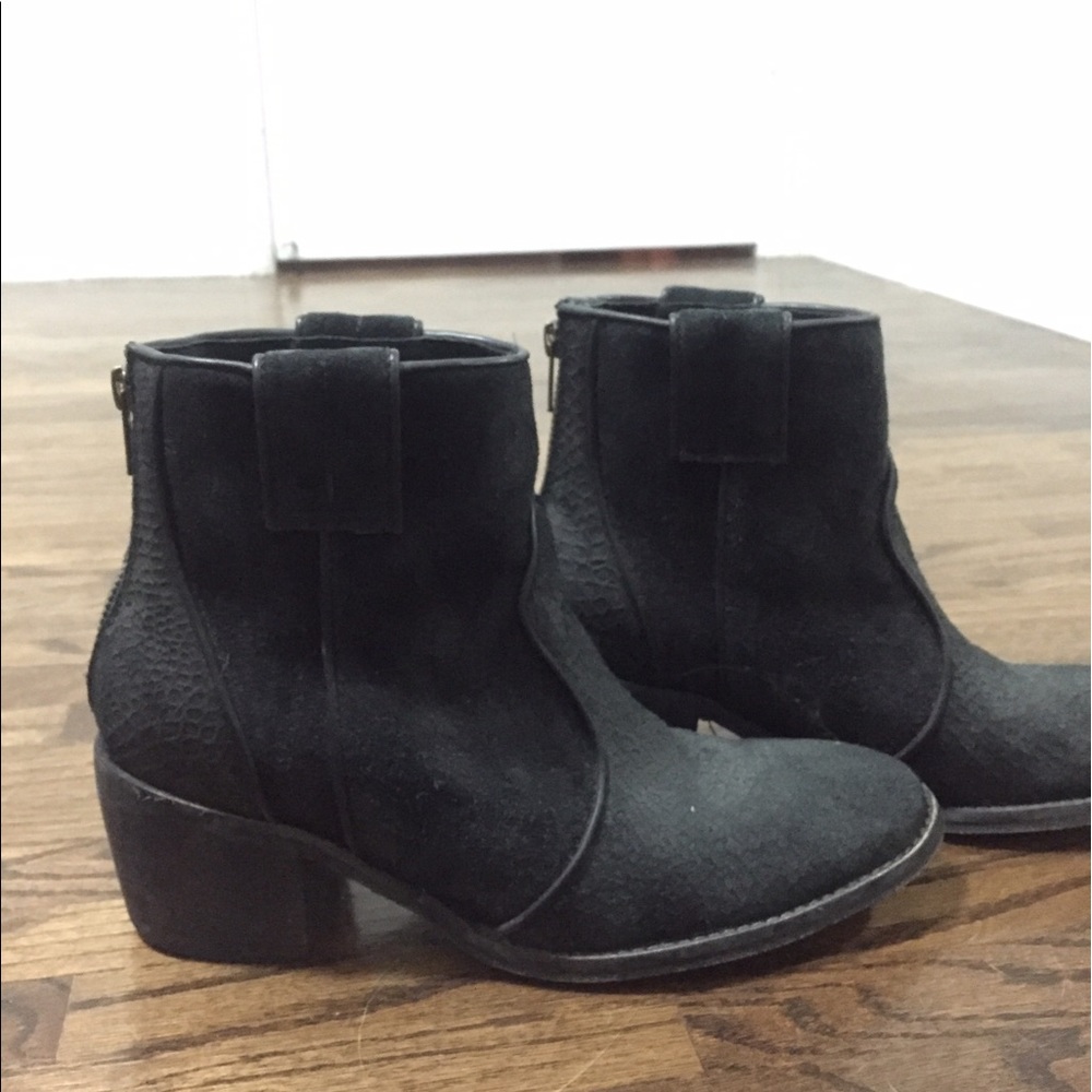 Free People- FarylRobin Booties