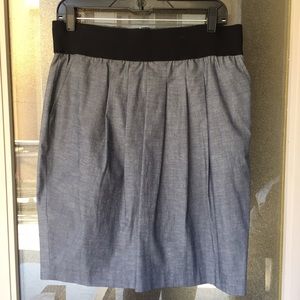 NWT Gray skirt with pockets