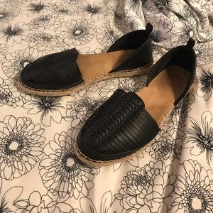 Adorable Black Espadrille Sandals!
