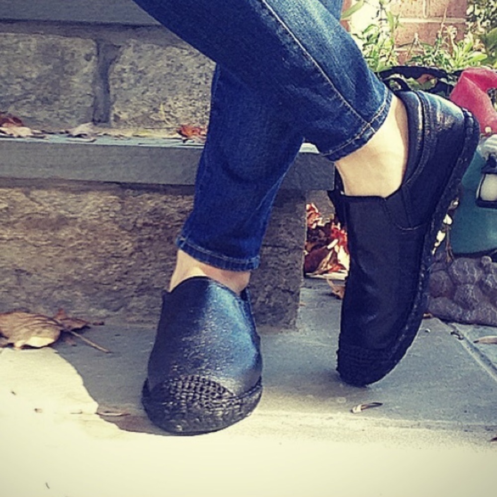 NIB Black Slip On Jute Espadrille Moccasin Loafers - Picture 2 of 4