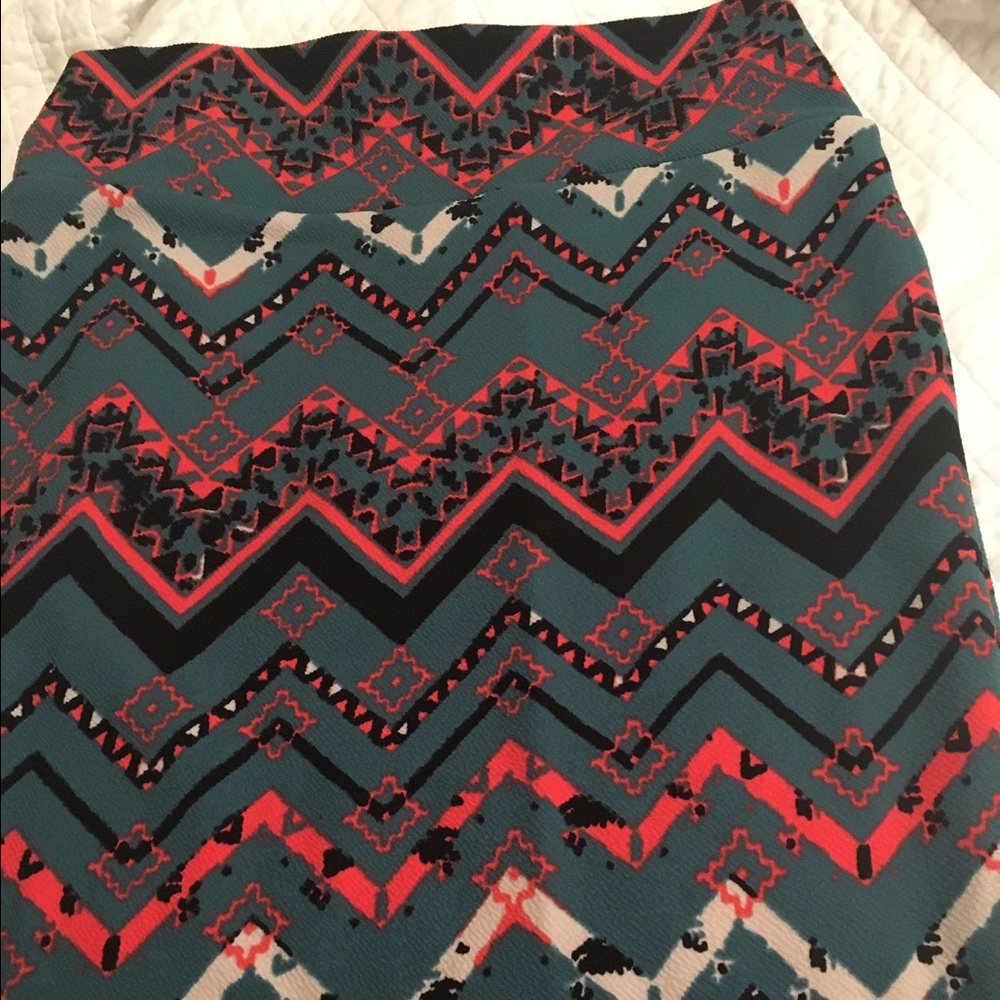 Lularoe medium Cassie