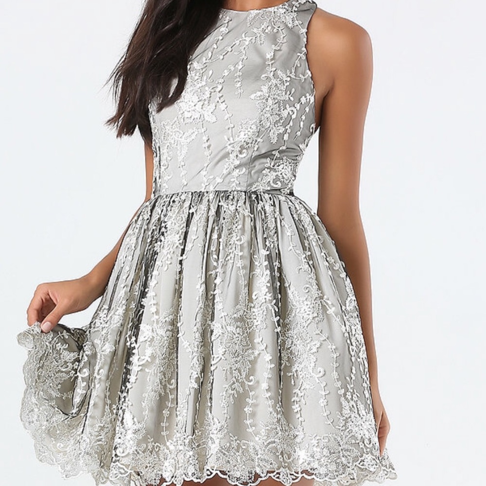 ⭐️NEW⭐️ BEBE EMBROIDERED TULLE DRESS Size 4