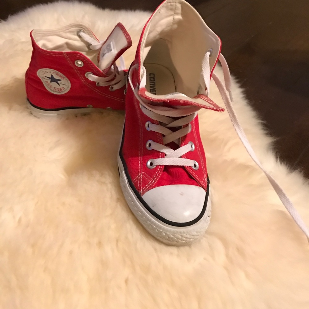 Preloved HiTop Chuck Taylors