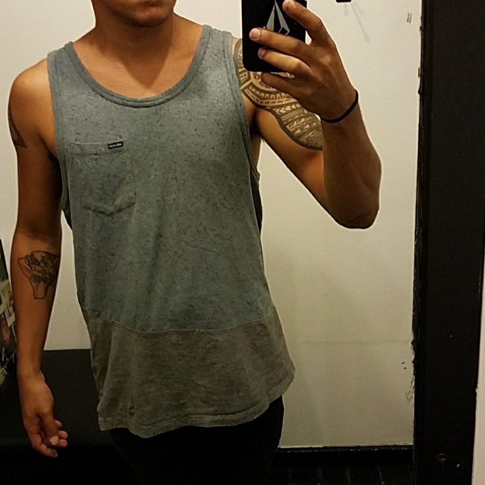 Volcom tank
