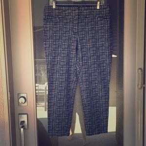 Loft B/W Print Skinny Pants