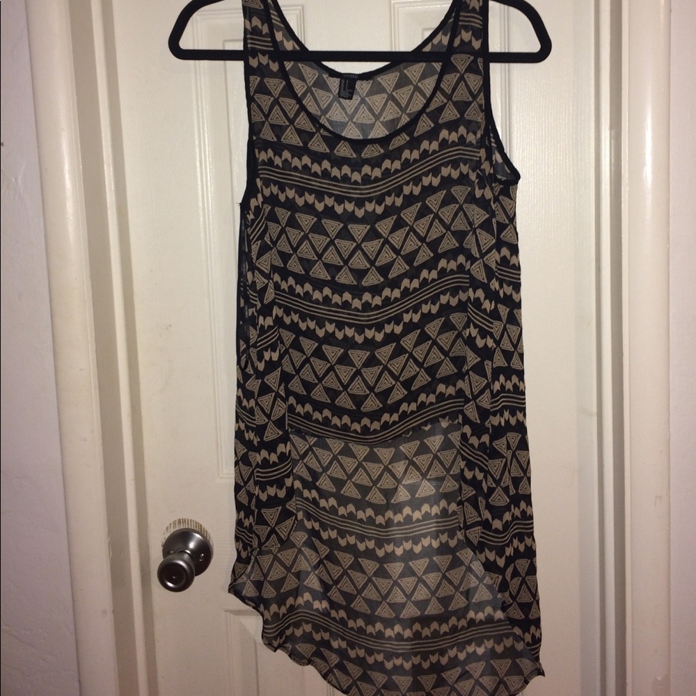 Black  and beige print top!