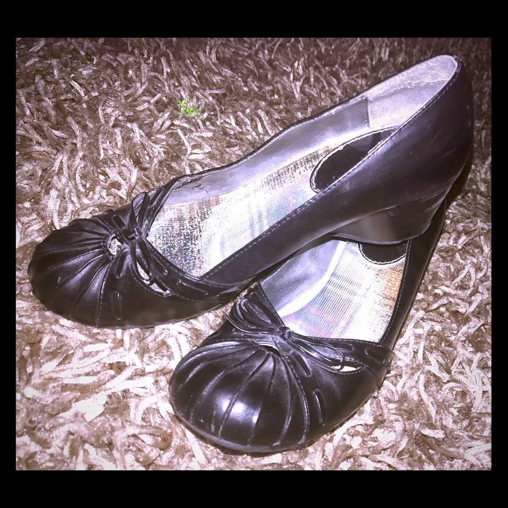 Mia2 black slip-on Sz7.5 1" heel