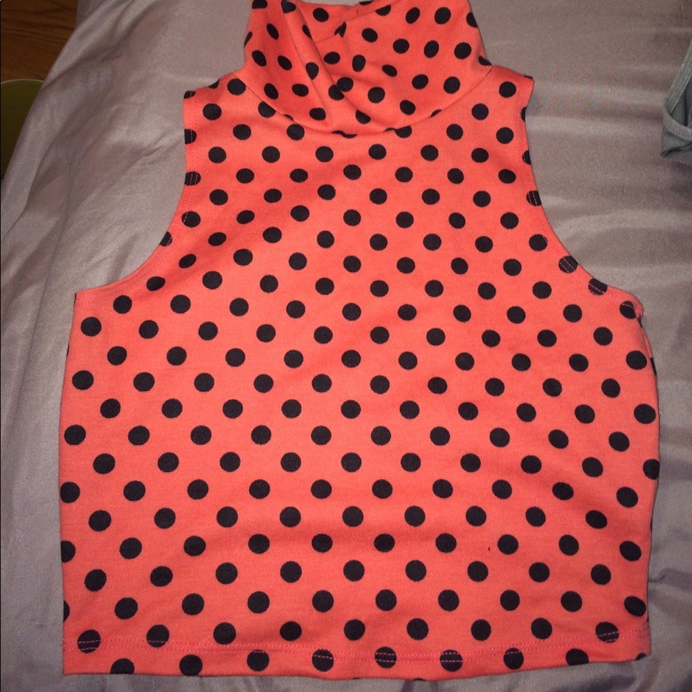 Polka dot crop top!