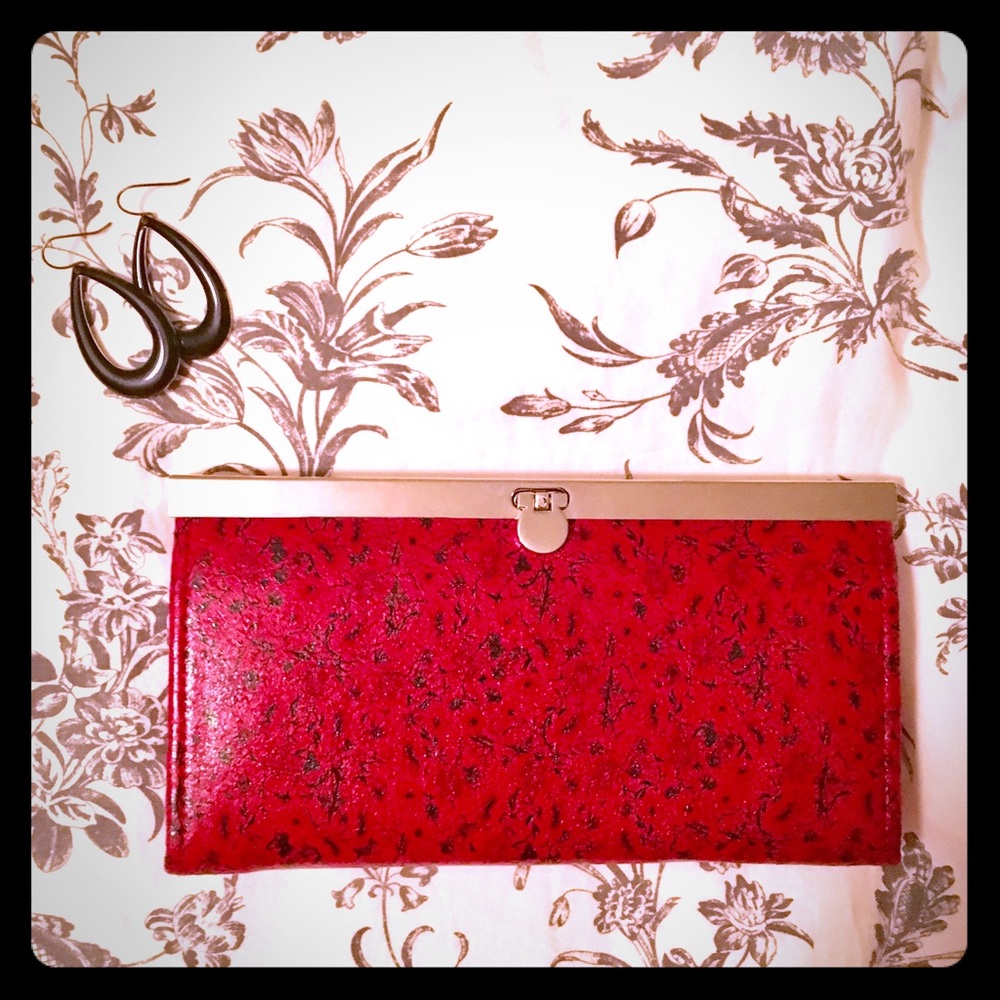 ✨NWT✨ NORDSTROM red floral wallet clutch