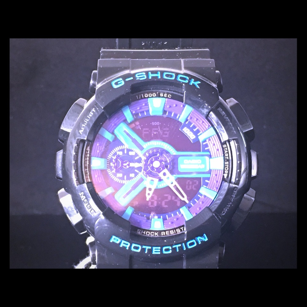 G-shock watch brand new with can and book. $120obo