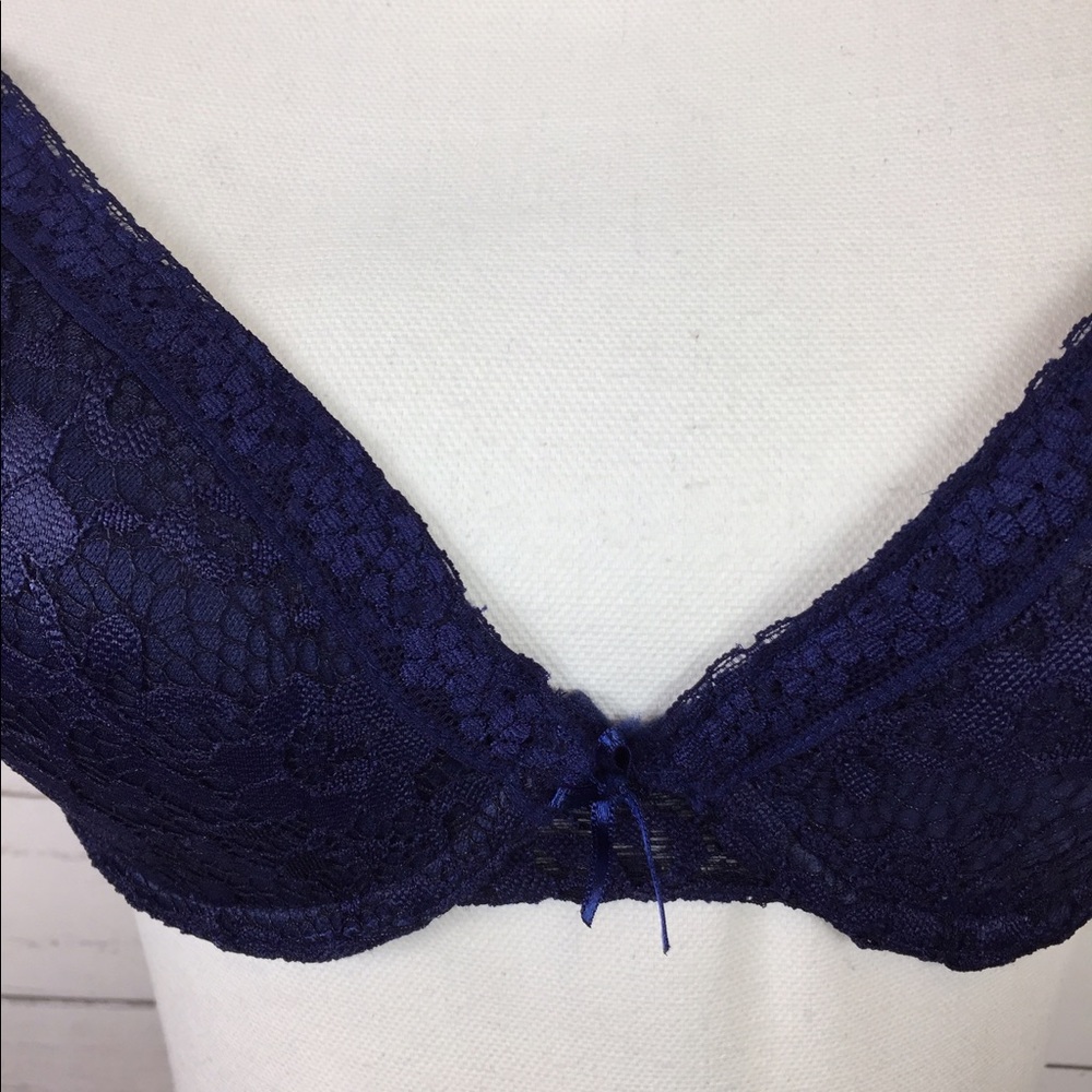 New navy 34c padded laced bra