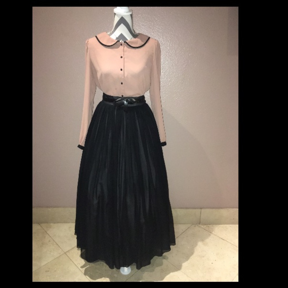 Blouse and skirt
