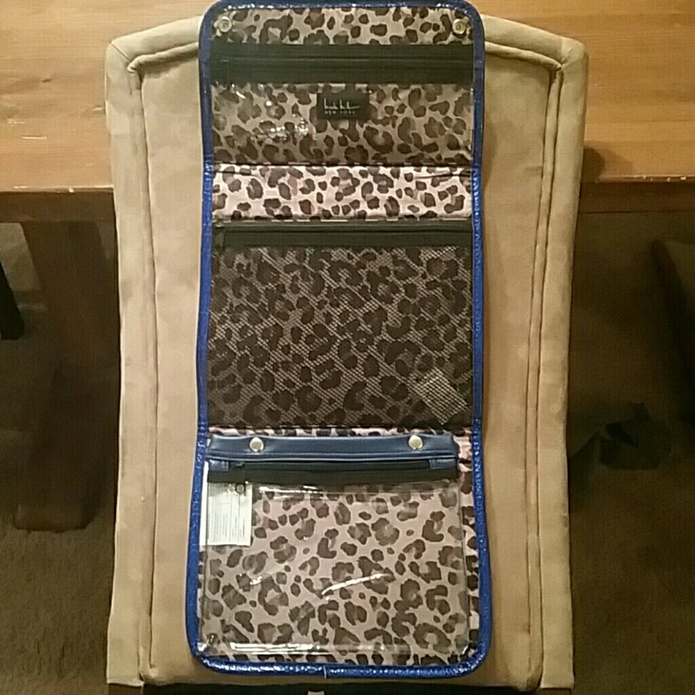 Nicole Miller New York Cosmetic Travel Bag