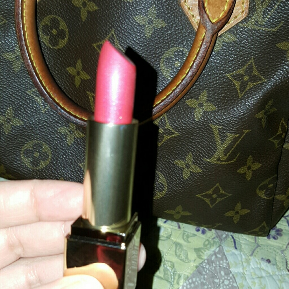 Estee Lauder lipstick