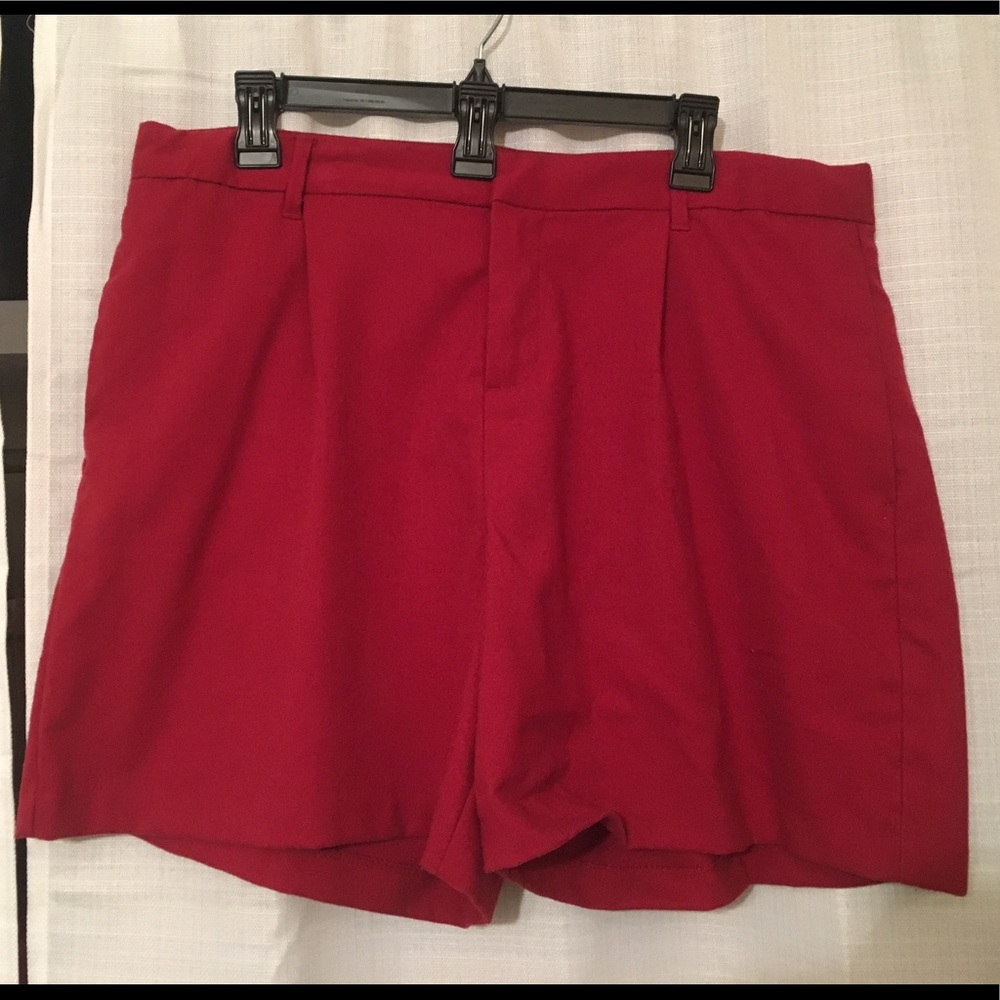 Crimson Old Navy High-Waisted Shorts // Sz 14 Reg
