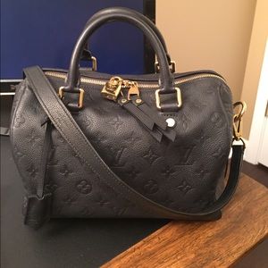 SOLD Authentic Louis Vuitton Speedy 25