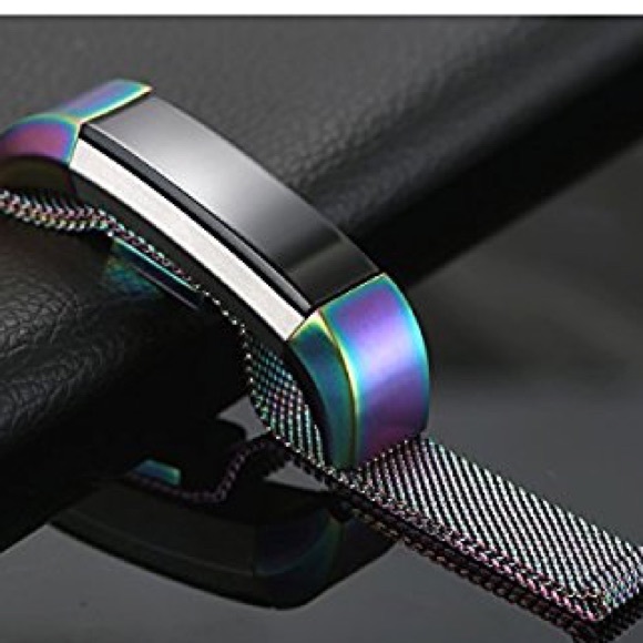 💜CHIC PEARLESCENT ALTA  FITBIT BAND💜 - Picture 5 of 8