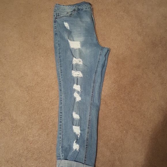 Everyday Wear - Picture 3 of 4