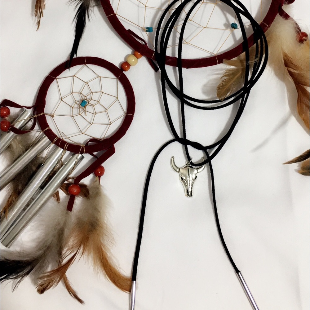 Wrap Around Longhorn Choker